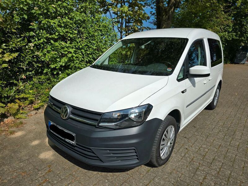 Weiß Gebraucht 2018 VW Caddy Trendline Van / Kleinbus | 12.250 € (Guter Preis) - Bild 1/4