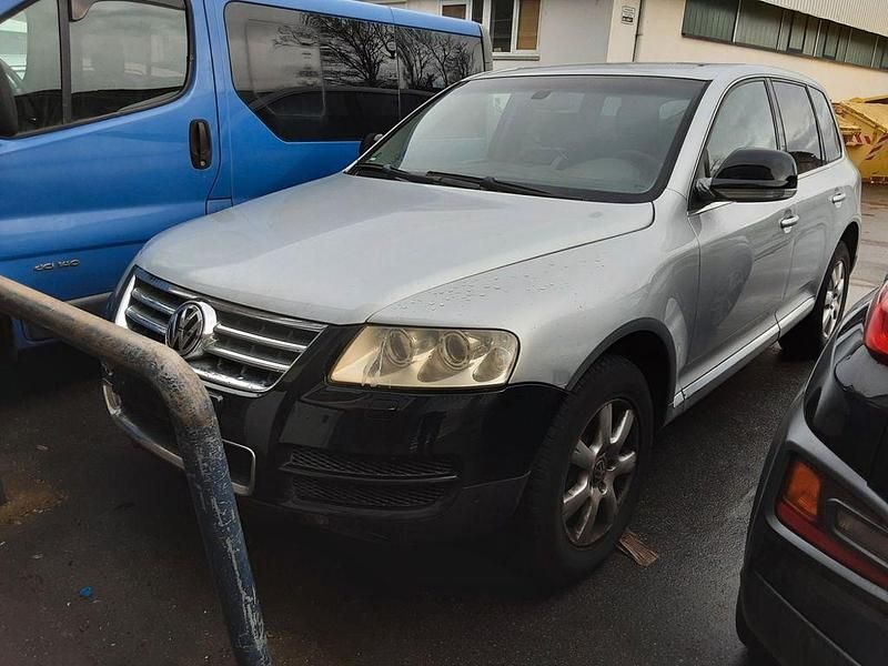 Silber Gebraucht 2005 VW Touareg Individual SUV | 2.900 € (Guter Preis) - Bild 1/4