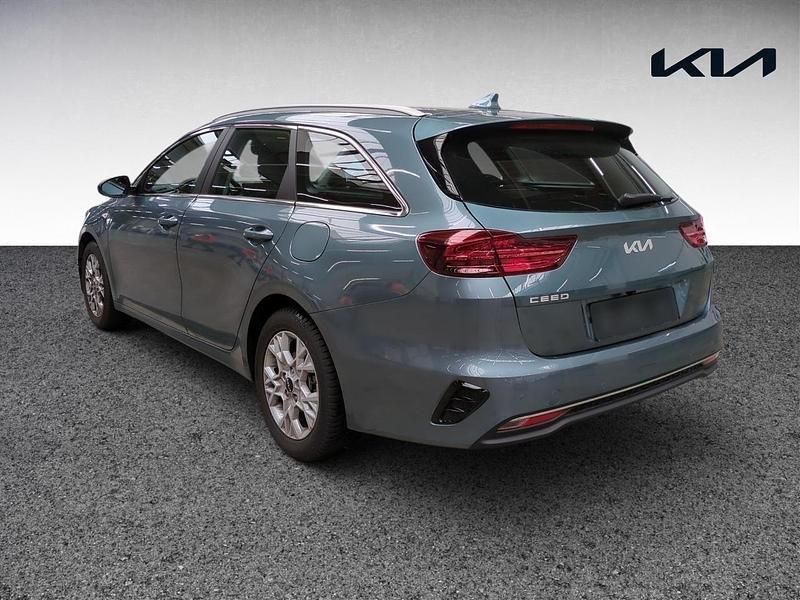 Gebraucht Kia Ceed Vision 140 PS (102 kW) 2025 Grau Kleinwagen