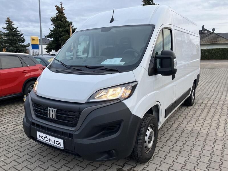 Weiß Gebraucht 2023 Fiat Ducato Van | 23.999 € (Superpreis) - Bild 1/4