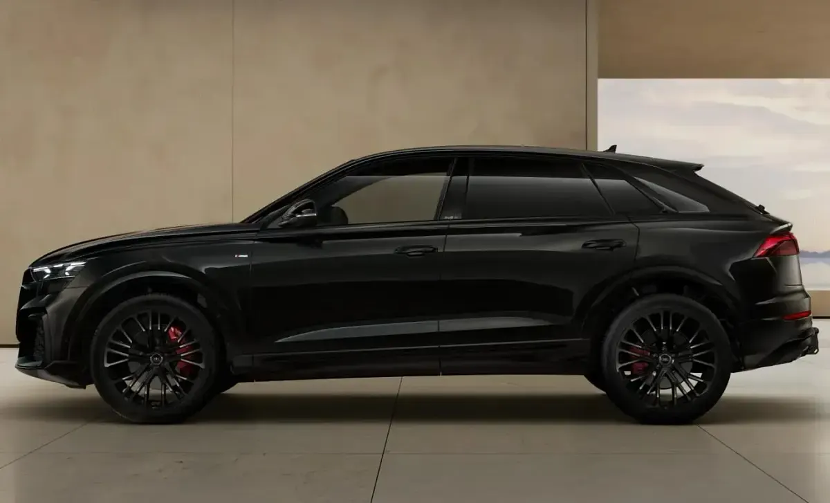 Neu Audi Q8 S-Line 286 PS (210 kW) 2026 Mythosschwarz metallic SUV