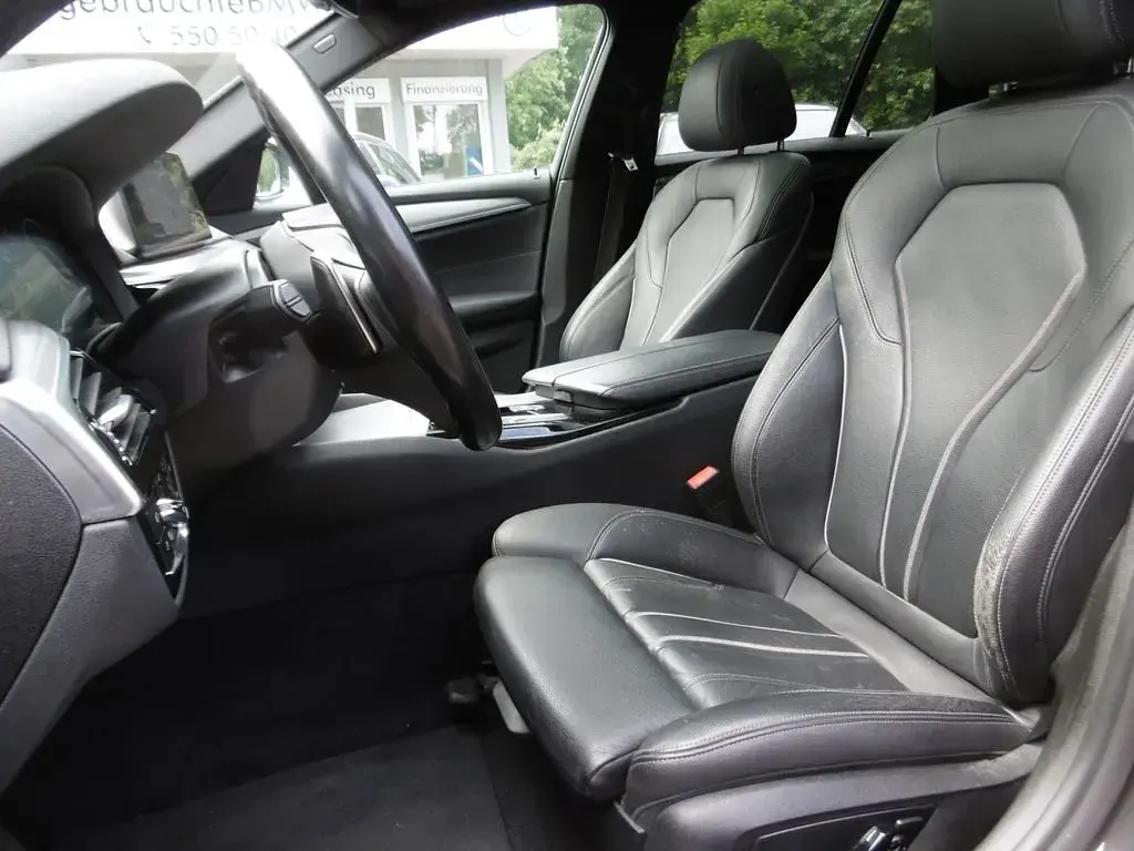 Gebraucht BMW 520 Sport Line 190 PS (139 kW) 2019 Sophistograu Kombi