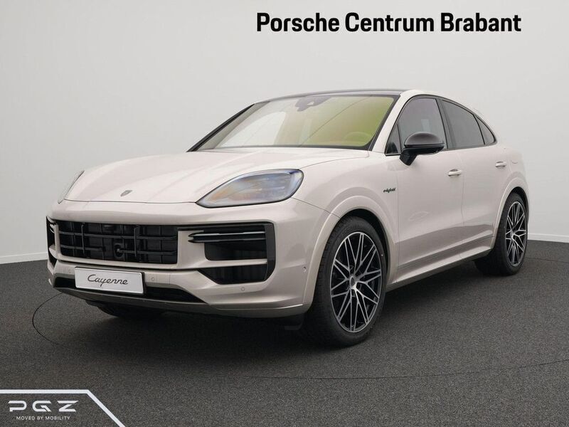 Grau Gebraucht 2025 Porsche Cayenne Turbo E-Hybrid SUV | 229.087 € (Teuer) - Bild 1/4
