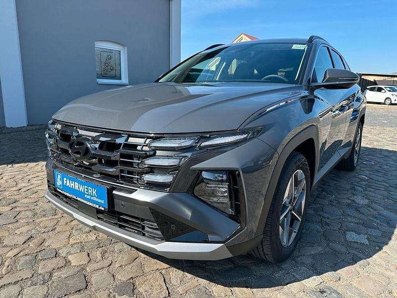 Neu Hyundai Tucson GO! 159 PS (116 kW) 2025 Grau SUV
