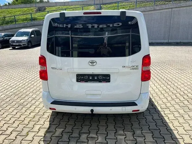 Gebraucht Toyota Proace Verso Comfort 150 PS (110 kW) 2019 Weiß Kombi