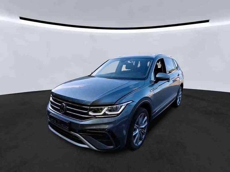 Platinum grey metallic Gebraucht 2022 VW Tiguan Allspace Elegance SUV | 33.980 € (Superpreis) - Bild 1/2