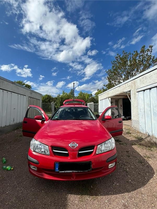 Rot Gebraucht 2002 Nissan Almera Coupé | 1.300 € - Bild 1/4