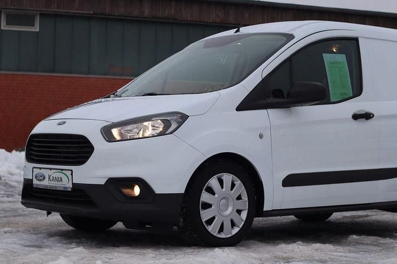 Gebraucht Ford Transit Trend 101 PS (74 kW) 2023 Weiß Van / Kleinbus