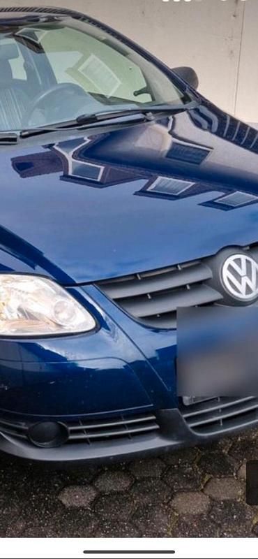 Blau Gebraucht 2005 VW Fox Kleinwagen | 1.600 € (Fairer Preis) - Bild 1/1