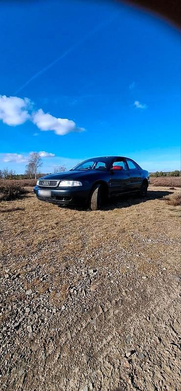 Gebraucht Audi A4 Basis 100 PS (73 kW) 1995 Schwarz Limousine
