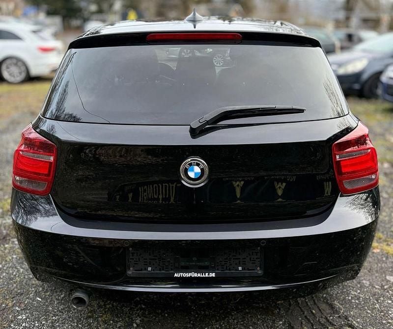 Gebraucht BMW 120 Advantage 184 PS (135 kW) 2013 Schwarz Kleinwagen