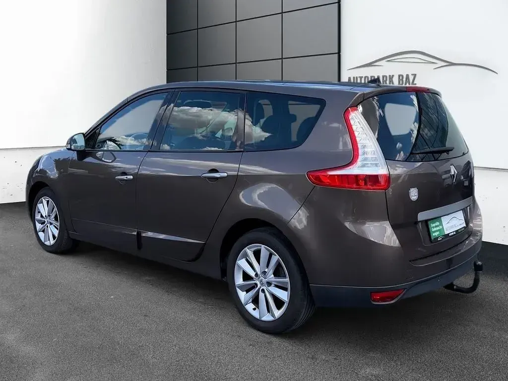 Gebraucht Renault Scénic III Luxe 140 PS (102 kW) 2010 Braun Van / Kleinbus