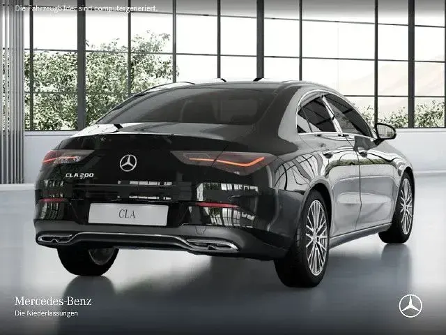 Gebraucht Mercedes CLA200 AMG 163 PS (119 kW) 2024 Nachtschwarz Coupé