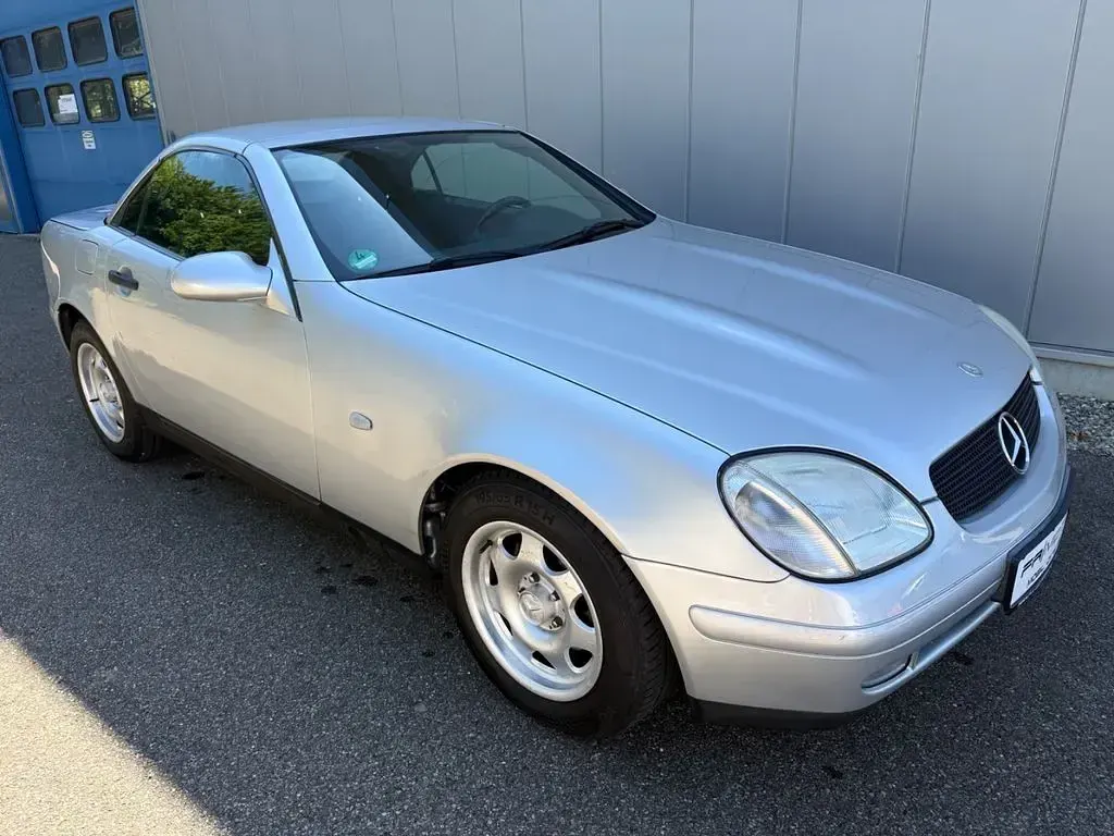 Gebraucht Mercedes SLK200 136 PS (100 kW) 1997 Silber Cabrio