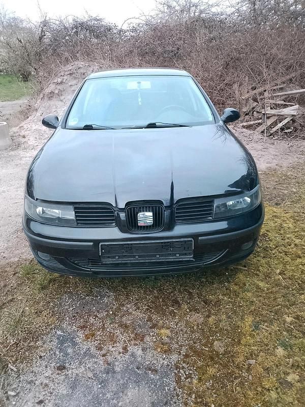 Gebraucht Seat Leon 105 PS (77 kW) 2003 Schwarz Kleinwagen