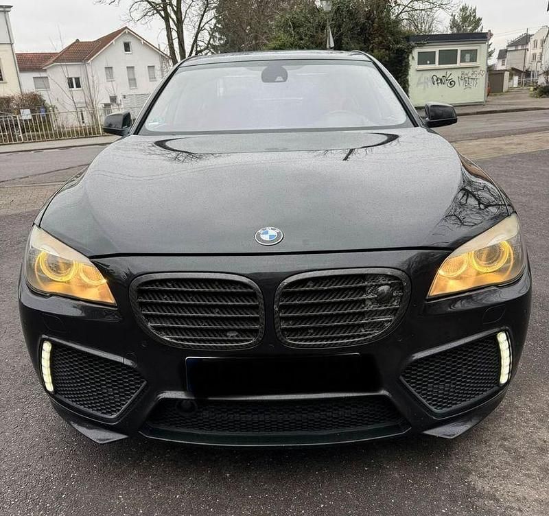 Second-hand BMW 750 408 CP (300 kW) 2008 Negru Berlinǎ