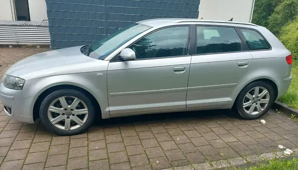 Gebraucht Audi A3 Ambiente 140 PS (102 kW) 2006 Grau Kleinwagen