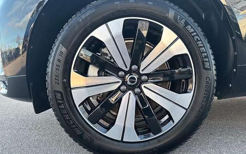 Gebraucht Volvo XC60 Plus 336 PS (247 kW) 2025 Schwarz SUV