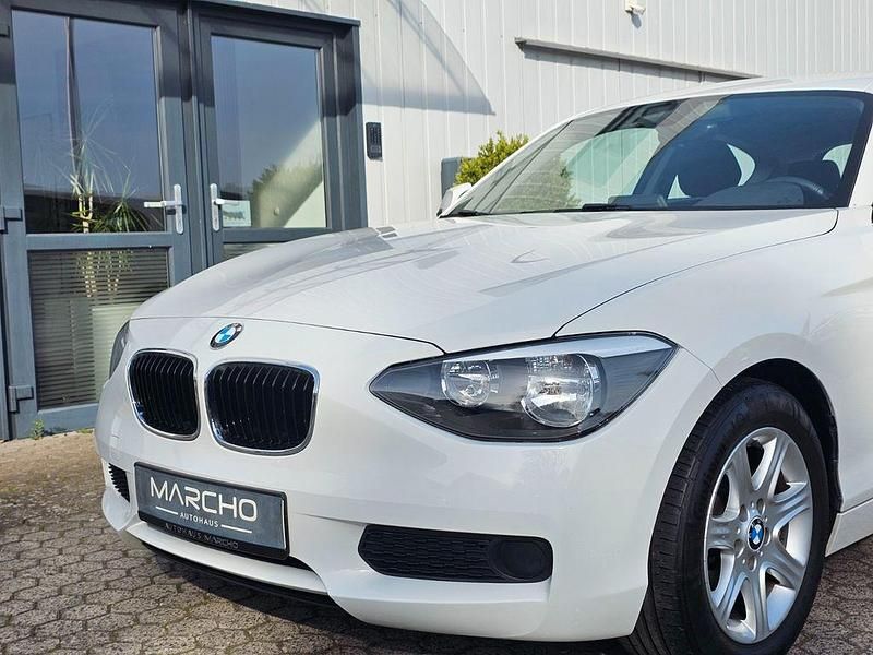 Gebraucht BMW 114 Urban Line 102 PS (75 kW) 2014 Weiß Kleinwagen