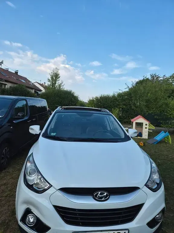 Gebraucht Hyundai ix35 Style 163 PS (119 kW) 2011 Weiß SUV