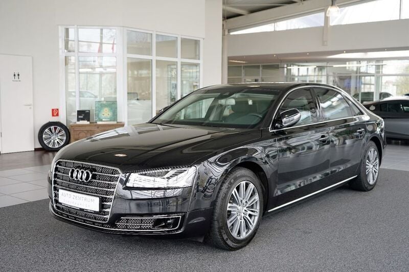 Schwarz Gebraucht 2016 Audi A8L Limousine | 157.950 € - Bild 1/4