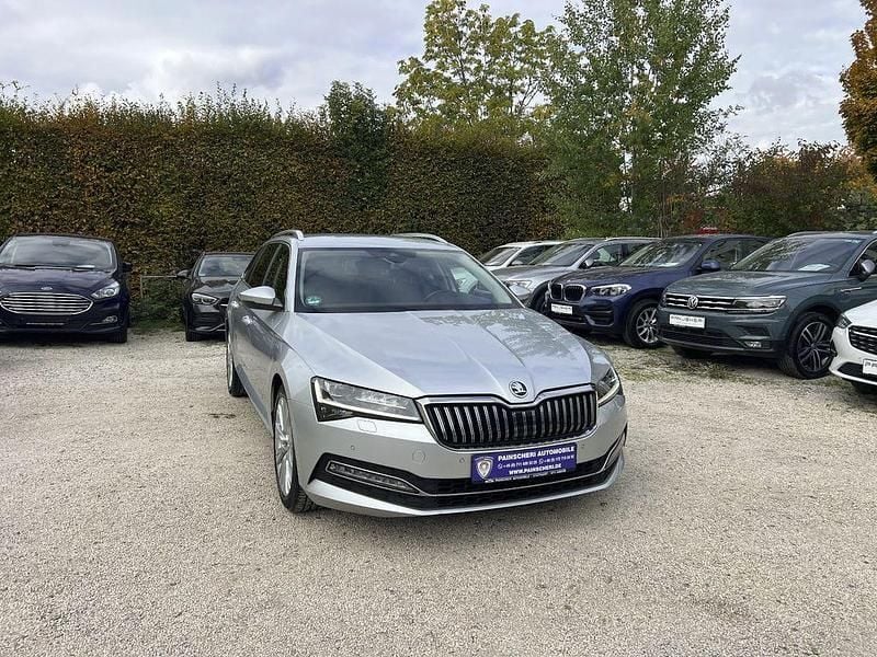 Stribrna brilliant Gebraucht 2021 Skoda Superb Style Kombi | 19.789 € (Guter Preis) - Bild 1/4