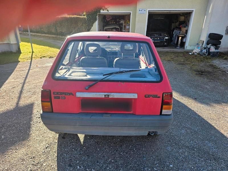 Gebraucht Opel Corsa 50 PS (36 kW) 1992 Rot Kleinwagen