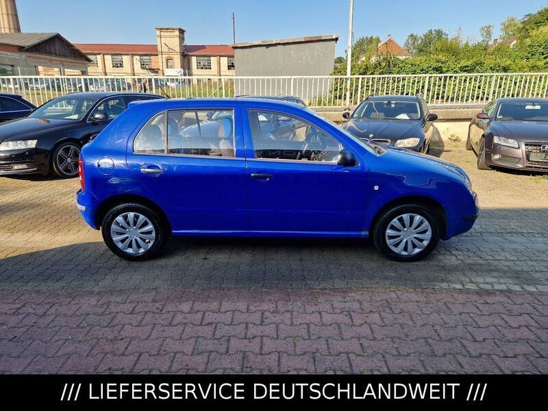 Gebraucht Skoda Fabia Exact 75 PS (55 kW) 2003 Blau Kleinwagen