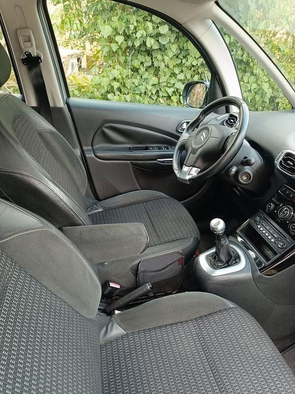 Gebraucht Citroën C3 Picasso Attraction 95 PS (69 kW) 2010 Silber Van / Kleinbus