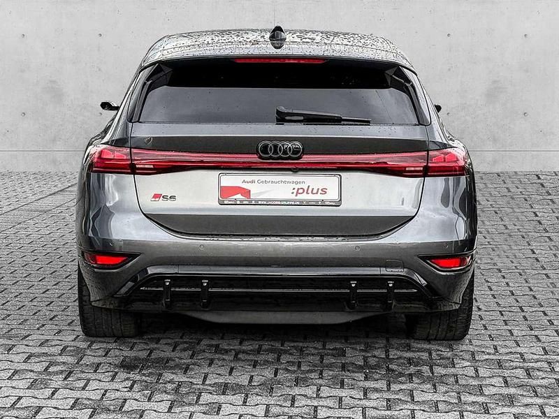 Gebraucht Audi e-tron Ambiente 369 kW (503 PS) 2025 Daytonagrau perleffekt SUV