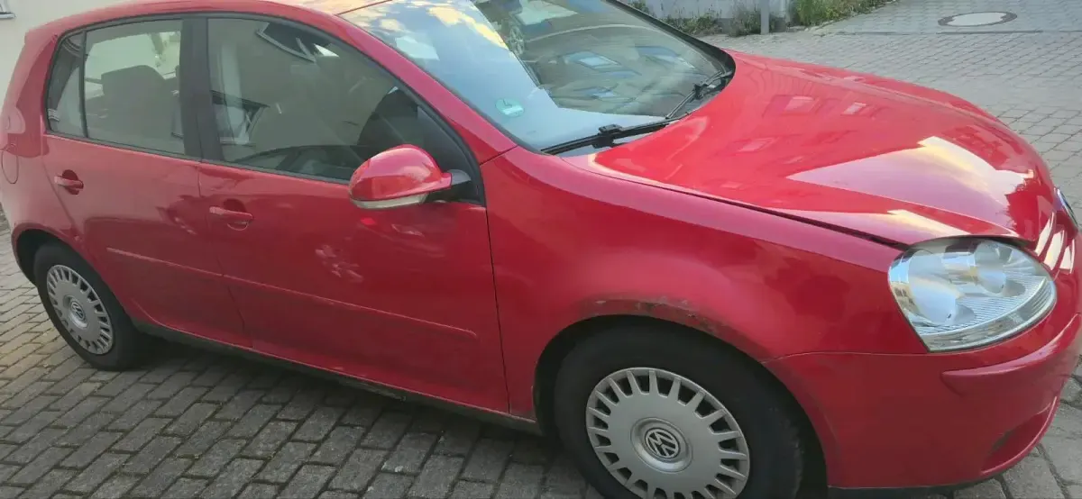 Gebraucht VW Golf V 102 PS (75 kW) 2006 Rot Kleinwagen
