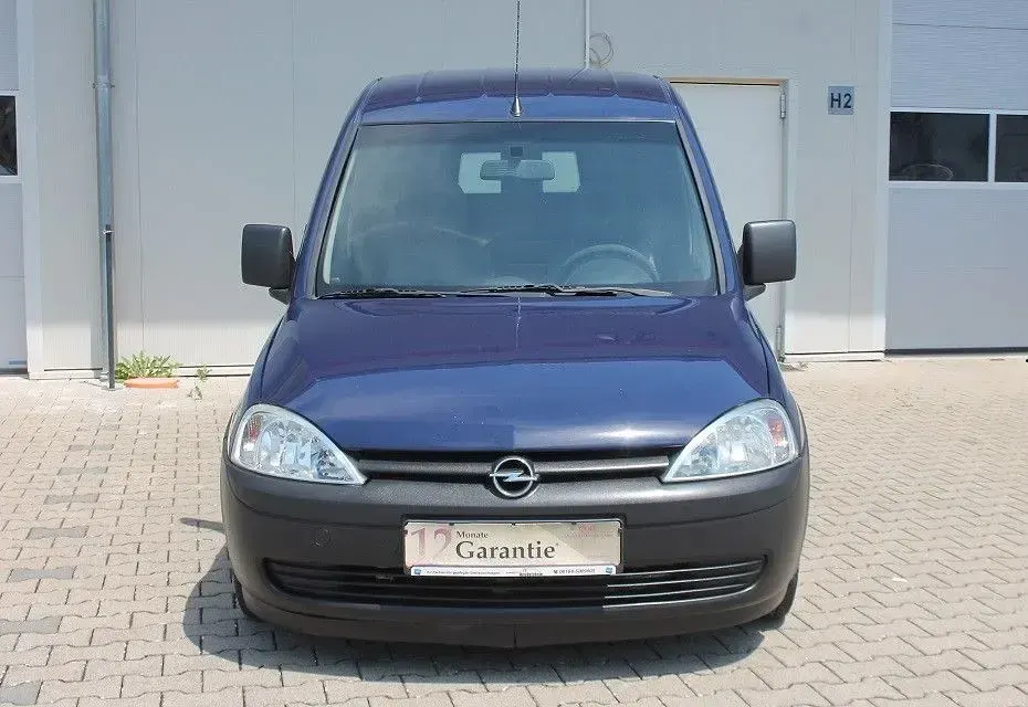 Gebraucht Opel Combo 75 PS (55 kW) 2010 Blau Van / Kleinbus