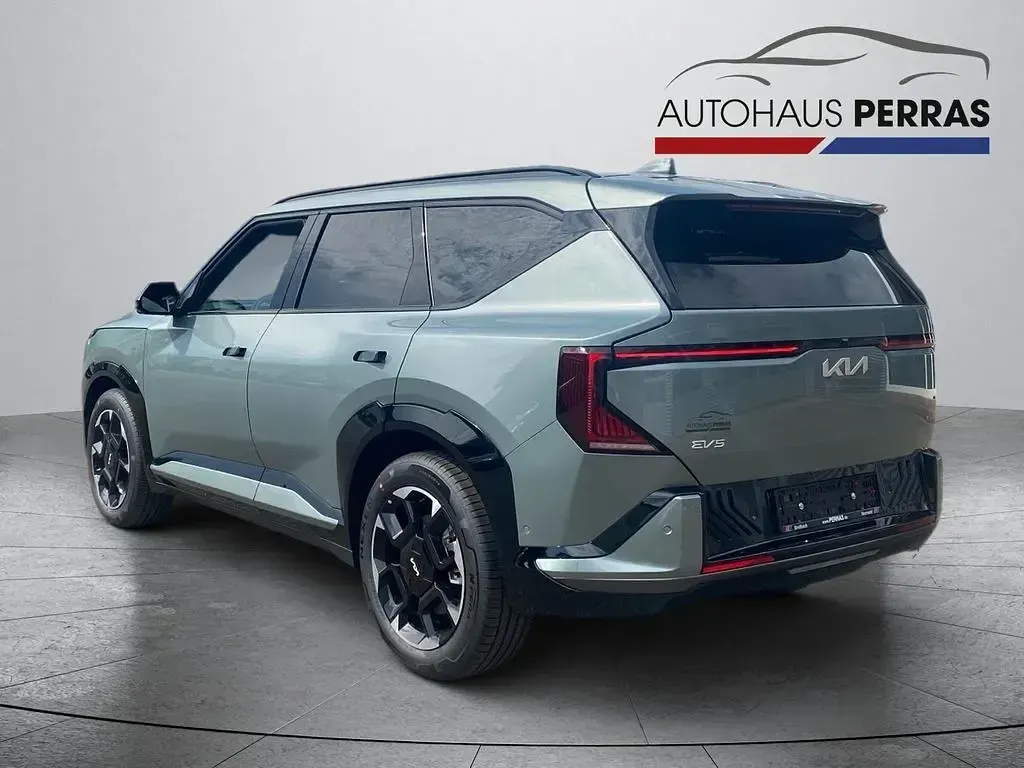 Neu Kia EV5 160 kW (218 PS) 2026 Iceberg green metallic SUV