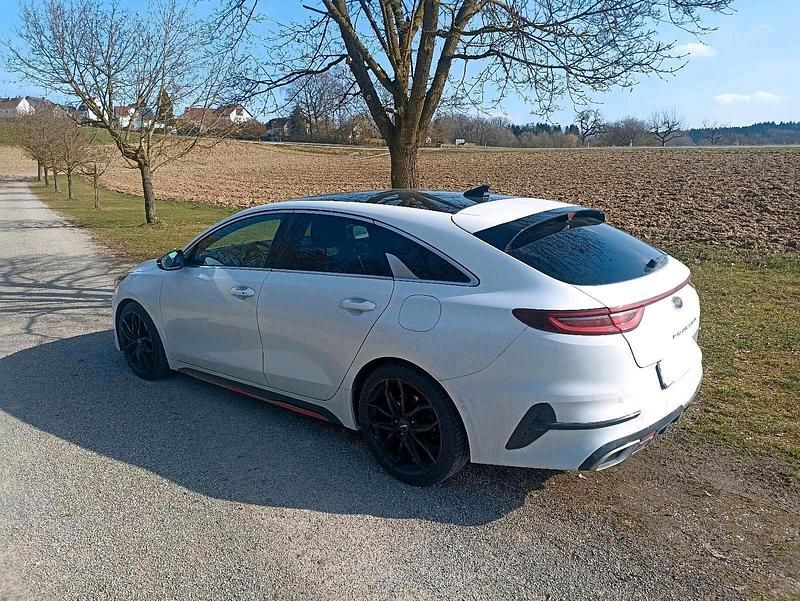 Gebraucht Kia ProCeed GT 204 PS (150 kW) 2019 Weiß Kombi