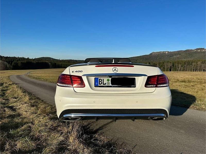 Gebraucht Mercedes E400 333 PS (244 kW) 2015 Weiß Cabrio