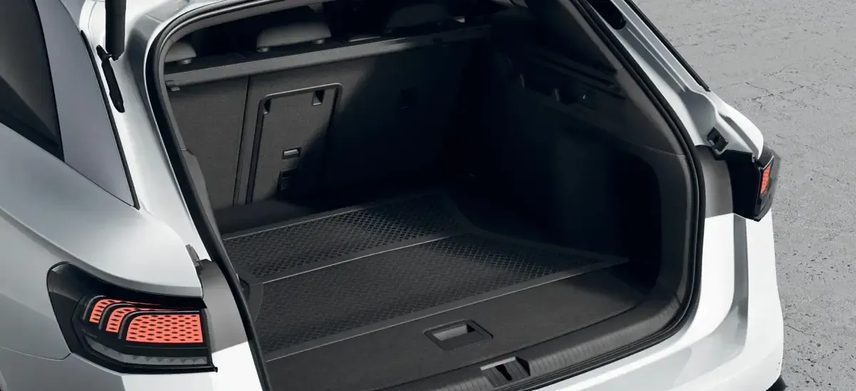 Neu VW ID.7 Pro 210 kW (286 PS) 2025 Gletscherweiß metallic Kombi