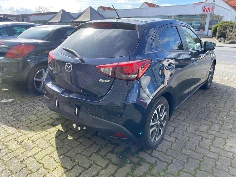 Gebraucht Mazda 2 90 PS (66 kW) 2017 Blau Limousine