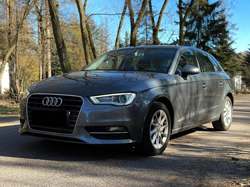 Gebraucht Audi A3 Sportback 110 PS (80 kW) 2017 Grau Kleinwagen