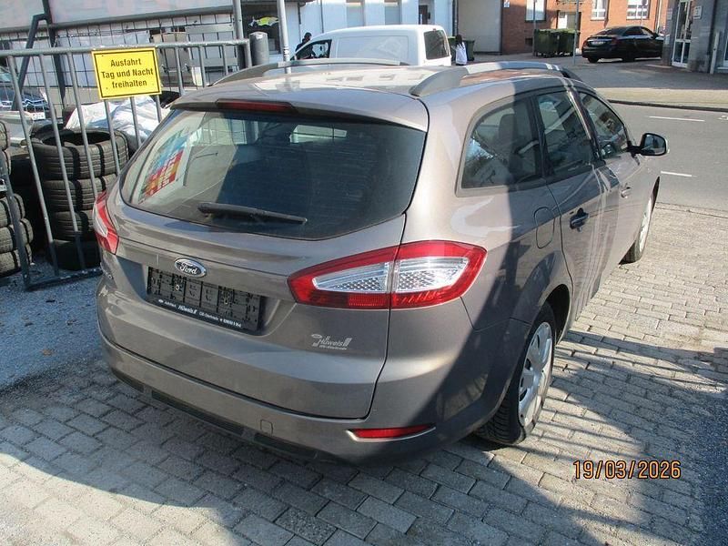 Gebraucht Ford Mondeo Trend 120 PS (88 kW) 2010 Braun Limousine
