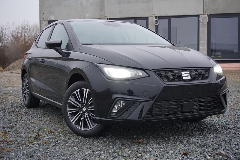 Neu Seat Ibiza Style 116 PS (85 kW) 2025 Schwarz Limousine