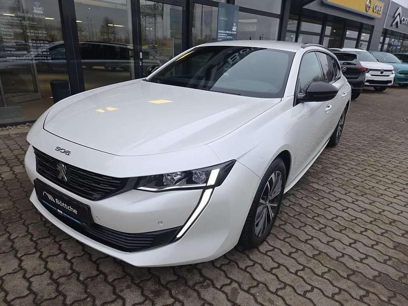 Lack weiss perlglänzend/typ au Gebraucht 2023 Peugeot 508 Kombi | 24.990 € (Fairer Preis) - Bild 1/4