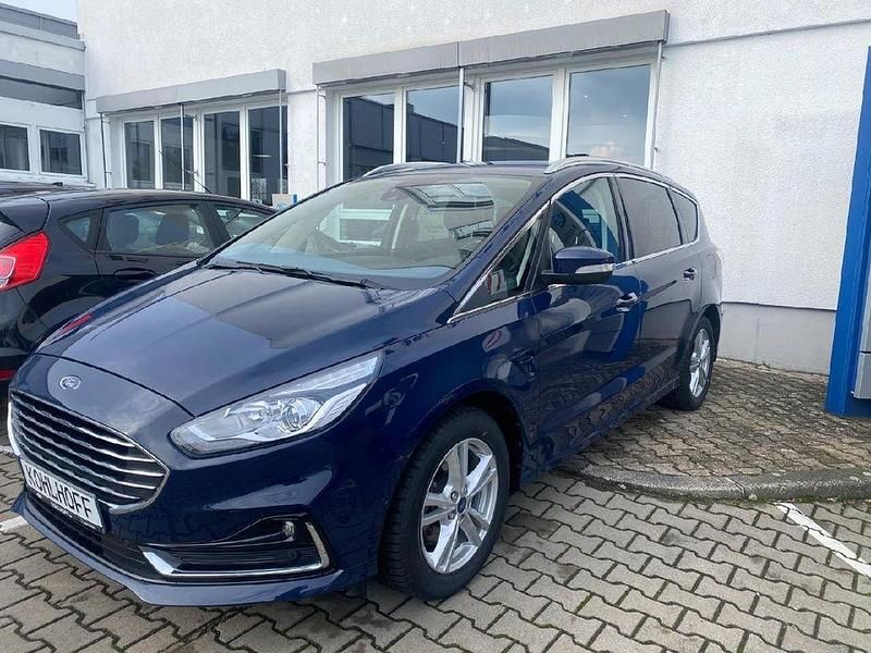 Gebraucht Ford S-MAX Titanium 190 PS (139 kW) 2023 Blau Van / Kleinbus
