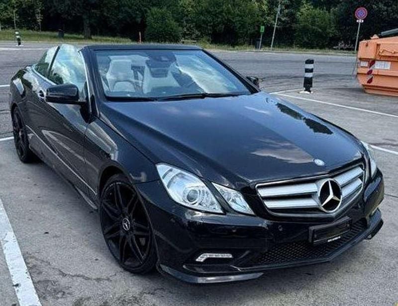 Gebraucht Mercedes E500 Elegance 387 PS (284 kW) 2011 Schwarz Cabrio