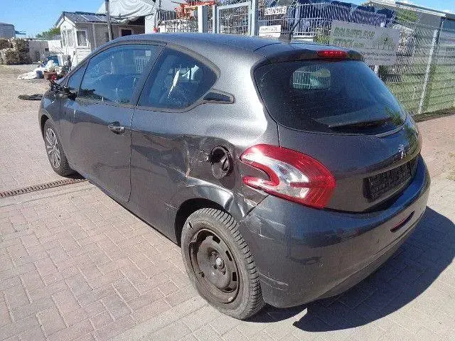 Gebraucht Peugeot 208 Active 82 PS (60 kW) 2014 Grau Kleinwagen