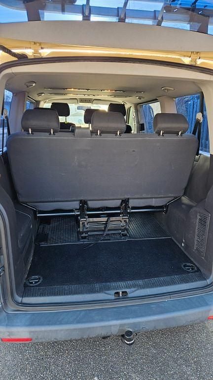 Gebraucht VW T5 Trendline 140 PS (102 kW) 2011 Beige Van