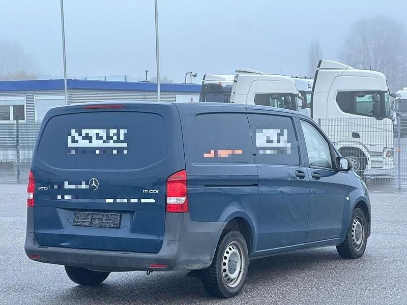Gebraucht Mercedes Vito 114 PS (83 kW) 2016 Blau Van