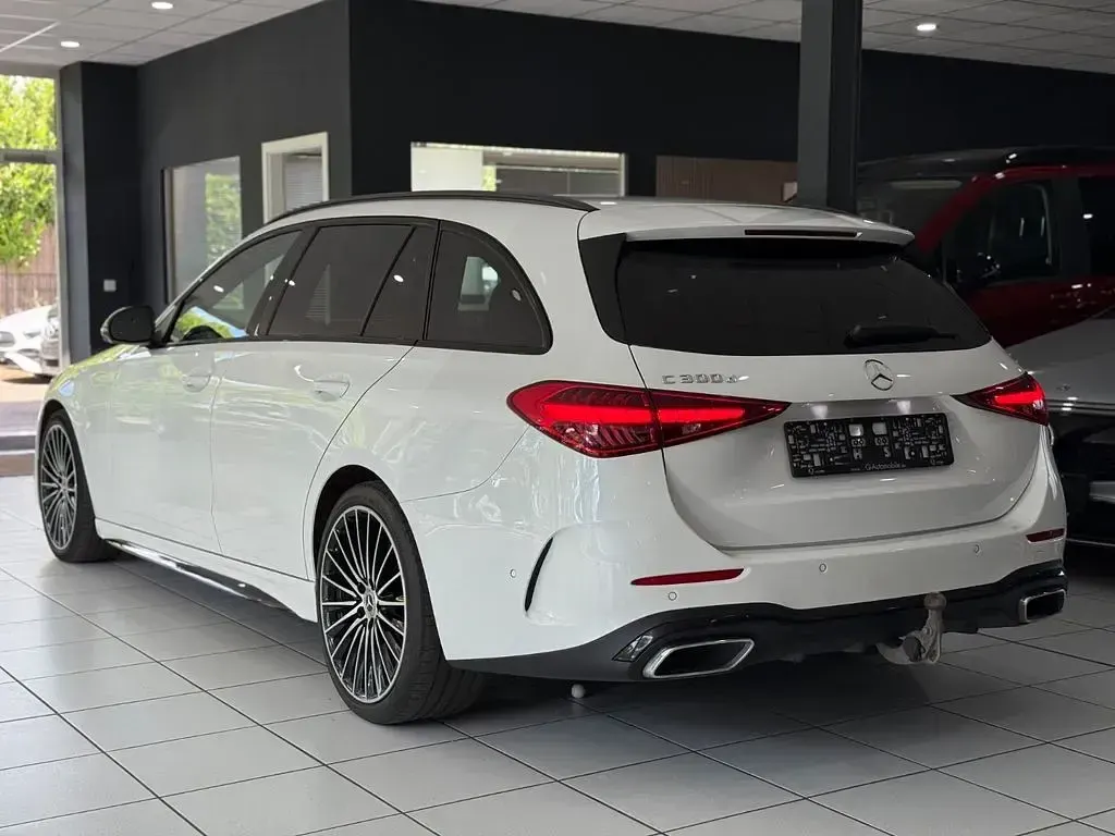 Gebraucht Mercedes C300 AMG 265 PS (194 kW) 2021 Weiß Limousine