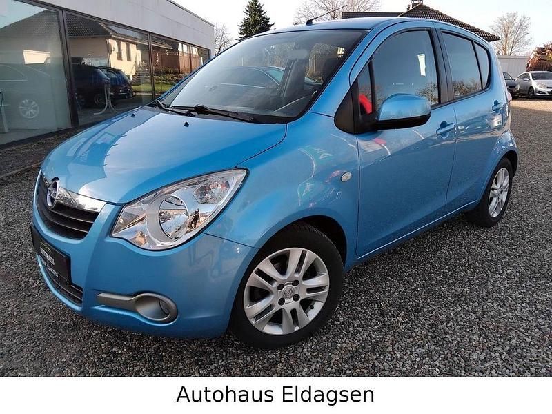 Gebraucht Opel Agila 94 PS (69 kW) 2012 Blau Limousine