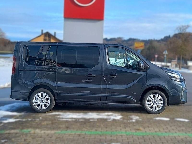 Neu Nissan Primastar Tekna 170 PS (125 kW) 2026 Grau Van / Kleinbus
