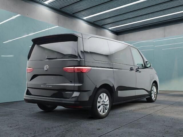 Gebraucht VW Multivan 218 PS (160 kW) 2024 Schwarz Van